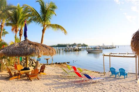 Capt hiram's resort - Waterfront Hotel in Florida - Capt Hirams Resort - Sebastian Hotel